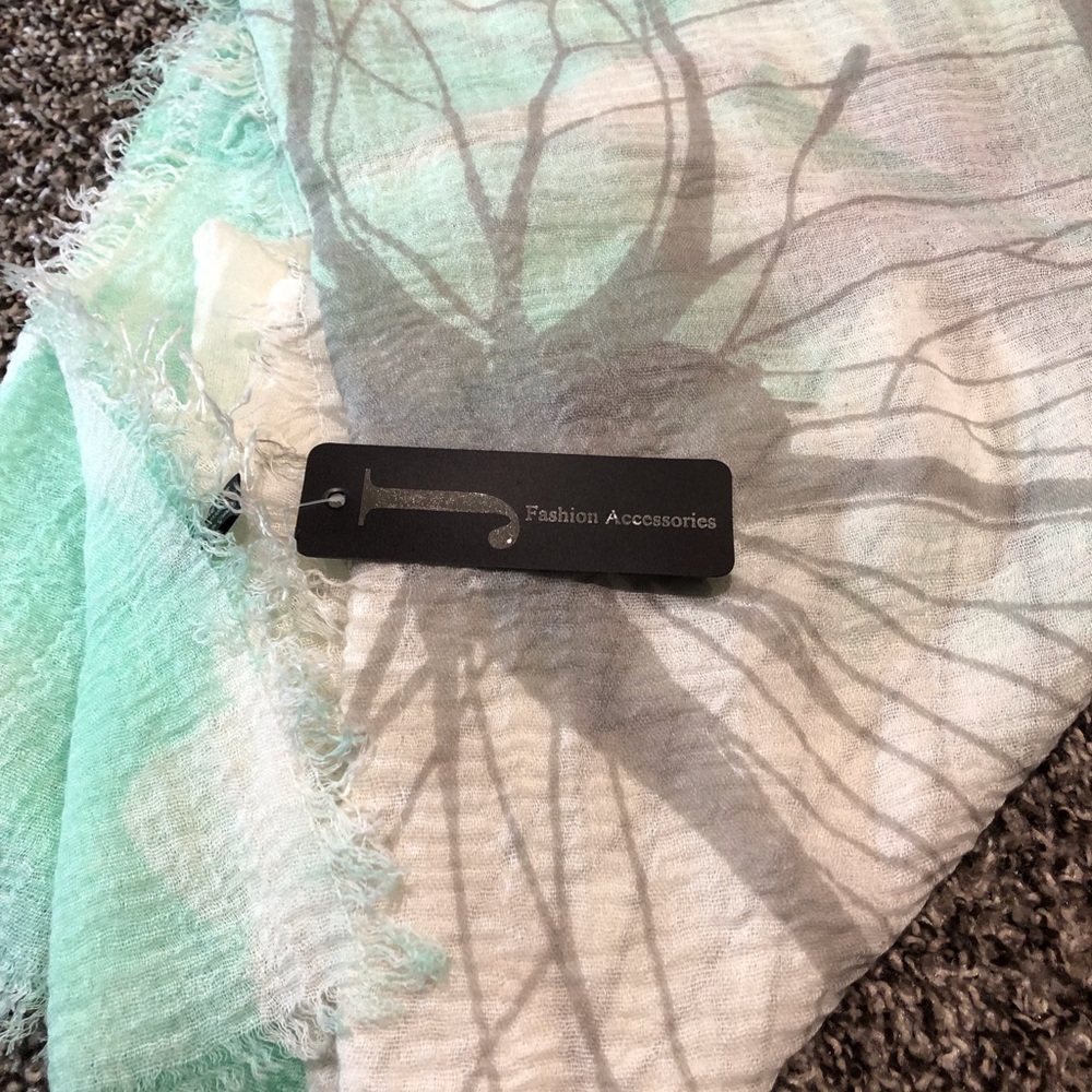 Women’s Scarf New